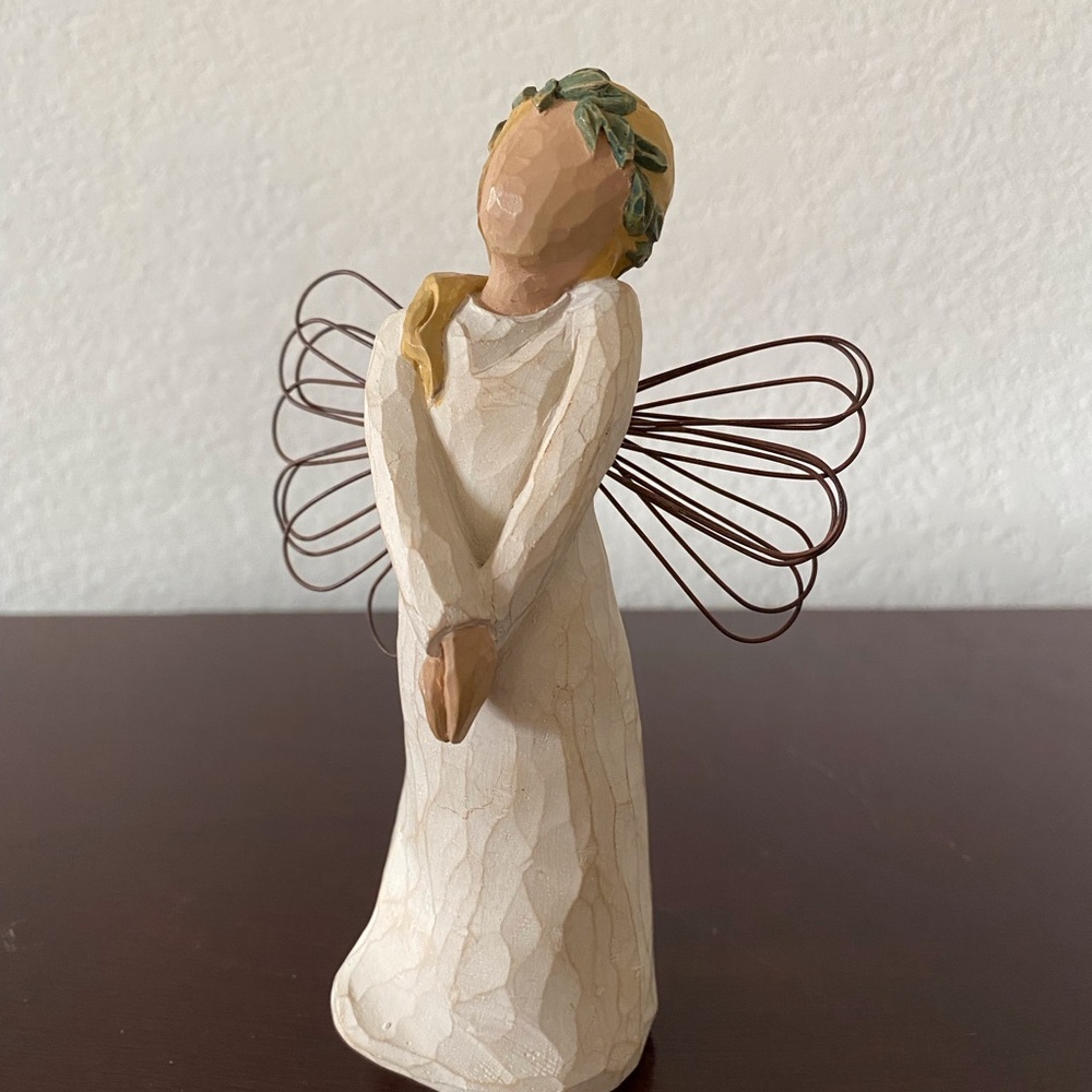 Demdaco Willow Tree "Celebrate" Angel Figurine!